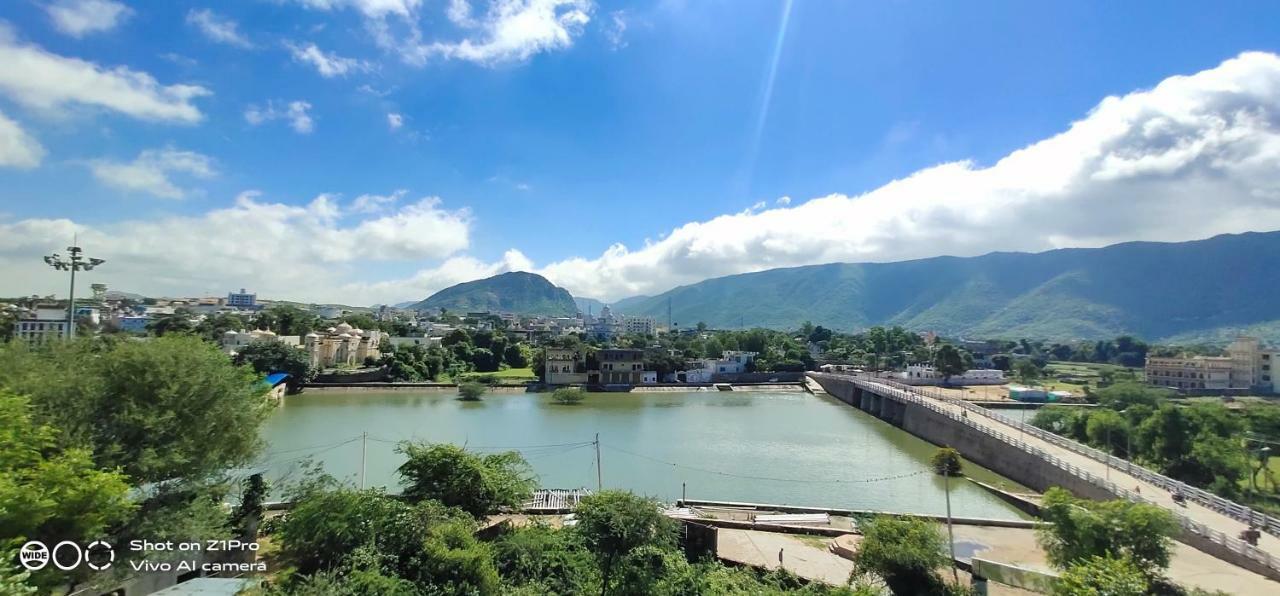 Radhika Palace Hotel Puškar Exteriér fotografie